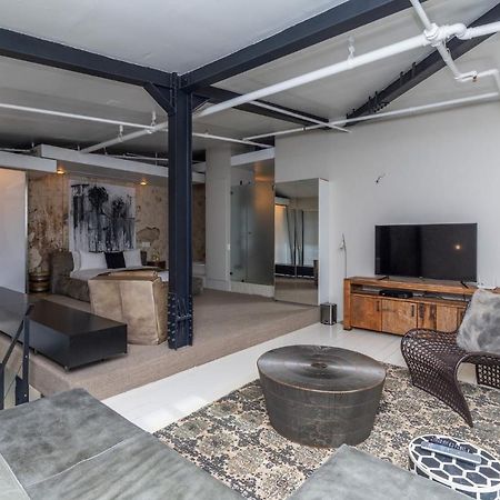 Luxury Penthouse In Wolroy House Daire Cape Town Dış mekan fotoğraf