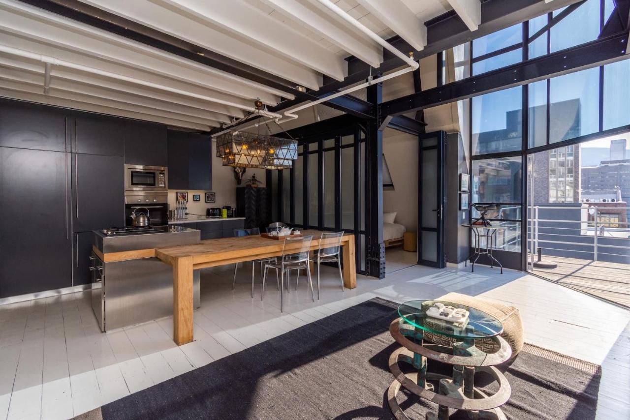 Luxury Penthouse In Wolroy House Daire Cape Town Dış mekan fotoğraf